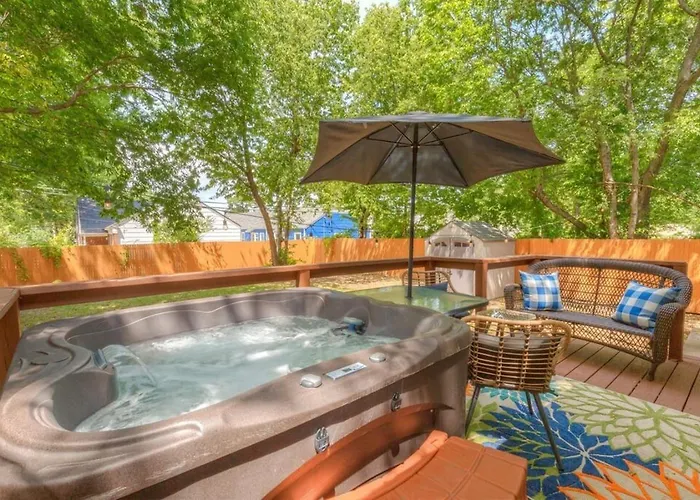 Midtown Masterpiece,hot Tub, Bath - Hvnlyhomes Tulsa